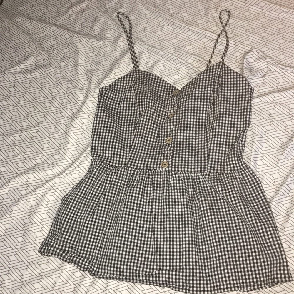 Black and white tank top